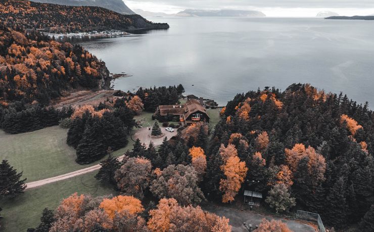 移民泰国那个中介比较强